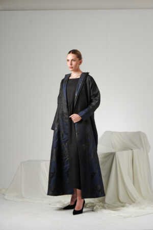 jacquard abaya with navy accent