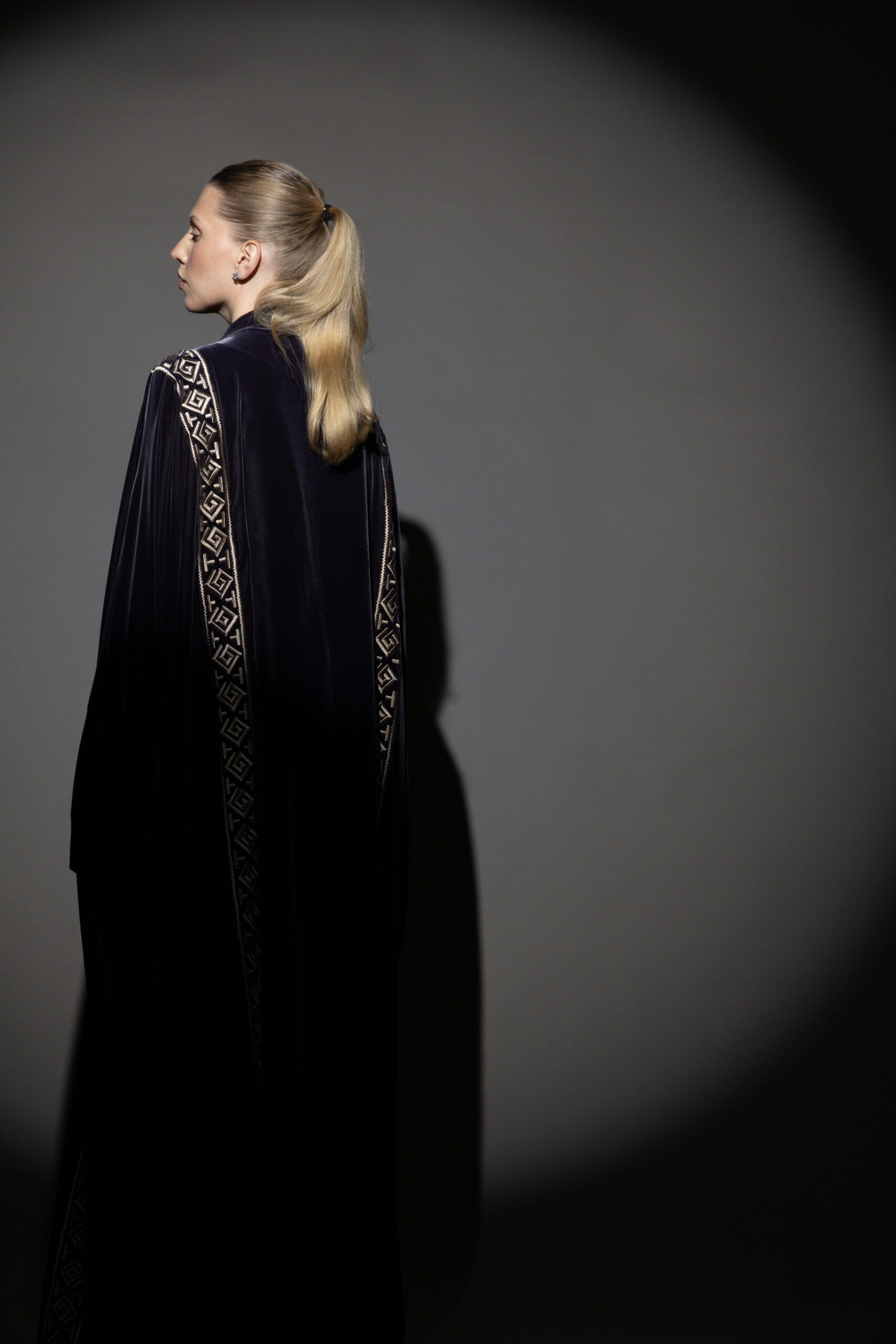 Grey Velvet Abaya with Light Blush Embroidery - Image 4
