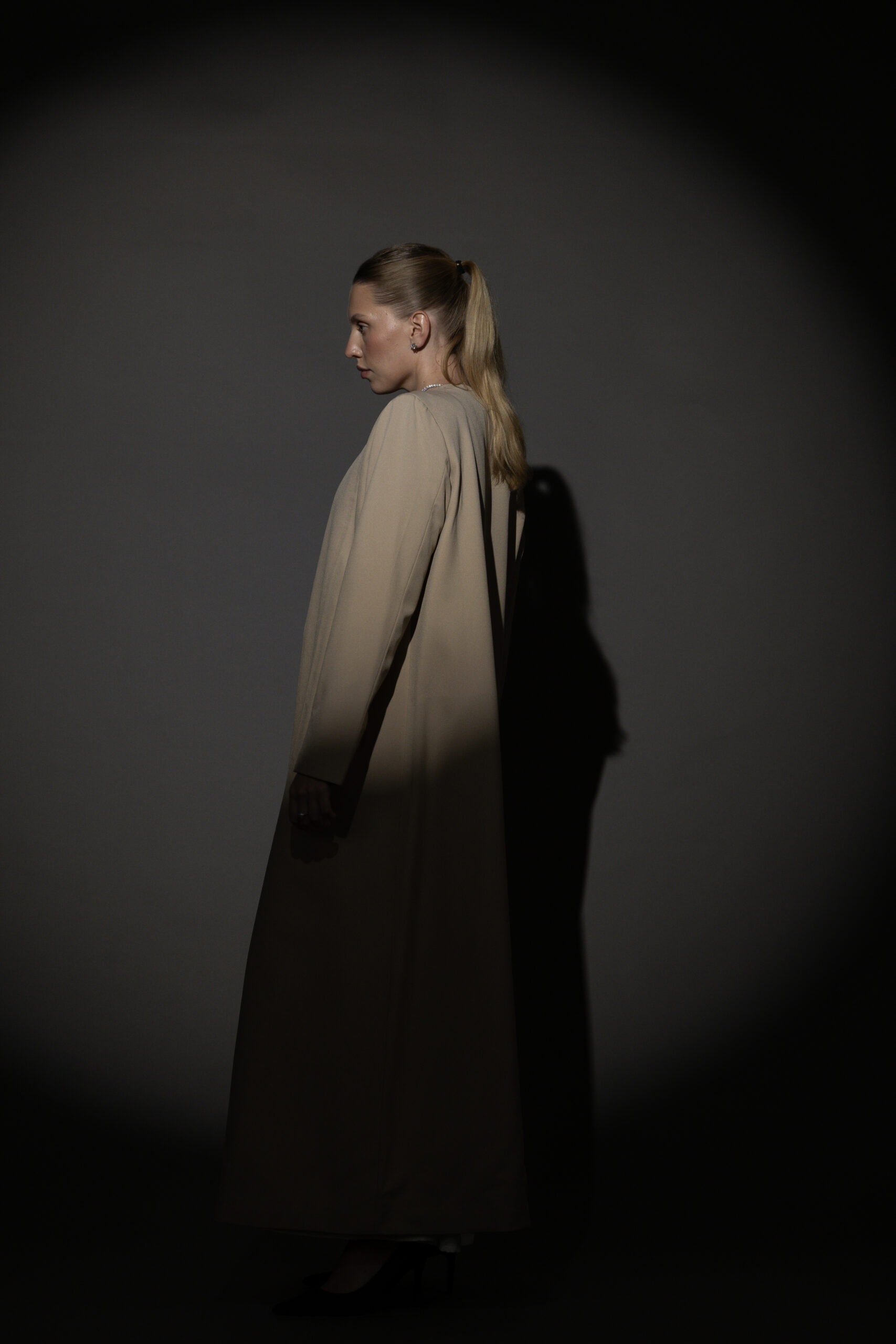 Beige And Off-White Full Button Blazer - Image 6