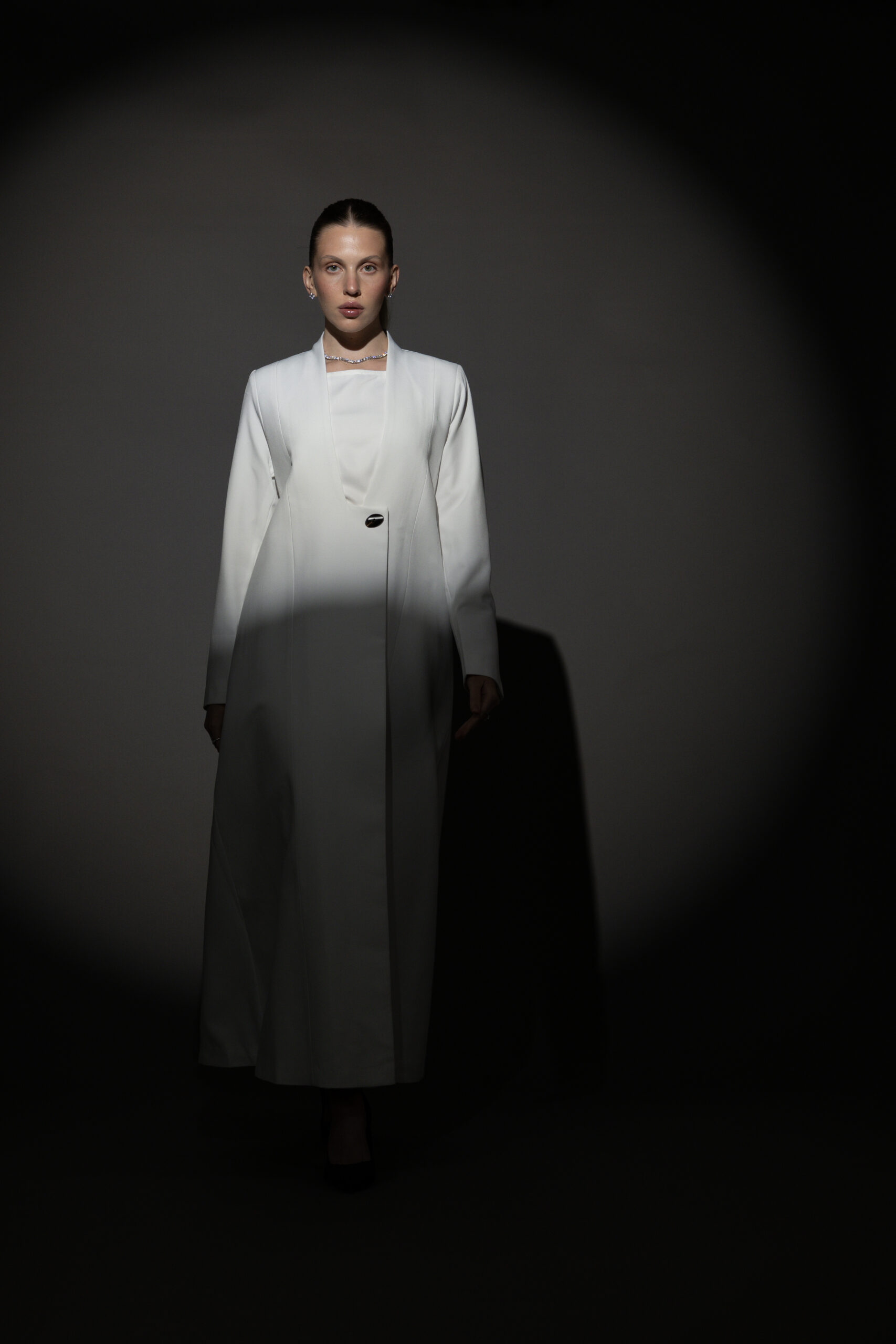 Straight Cut White Abaya with a Statement Button - Image 1