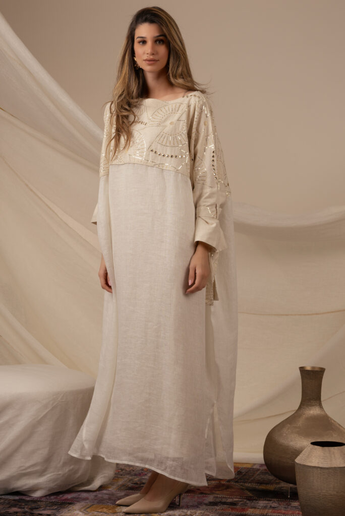 Linen Beige Kaftan with Golden Zeej