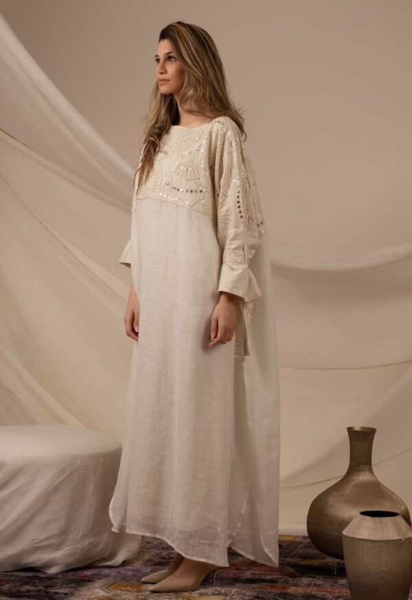 Linen Beige Kaftan with Golden Zeej