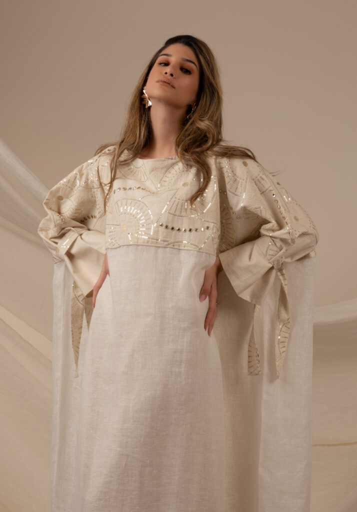 Linen Beige Kaftan with Golden Zeej