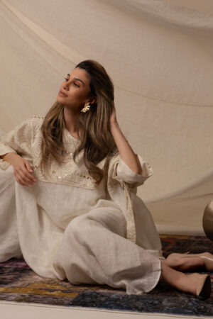 Linen Beige Kaftan with Golden Zeej - Image 5