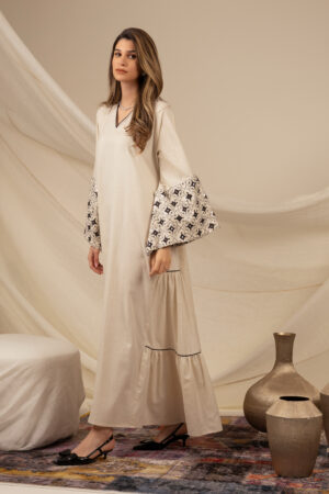 Linen Beige Kaftan with Black Zeej Sleeve - Image 2