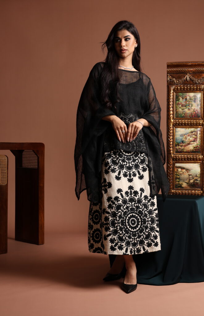 Black And White Linen Skirt Set