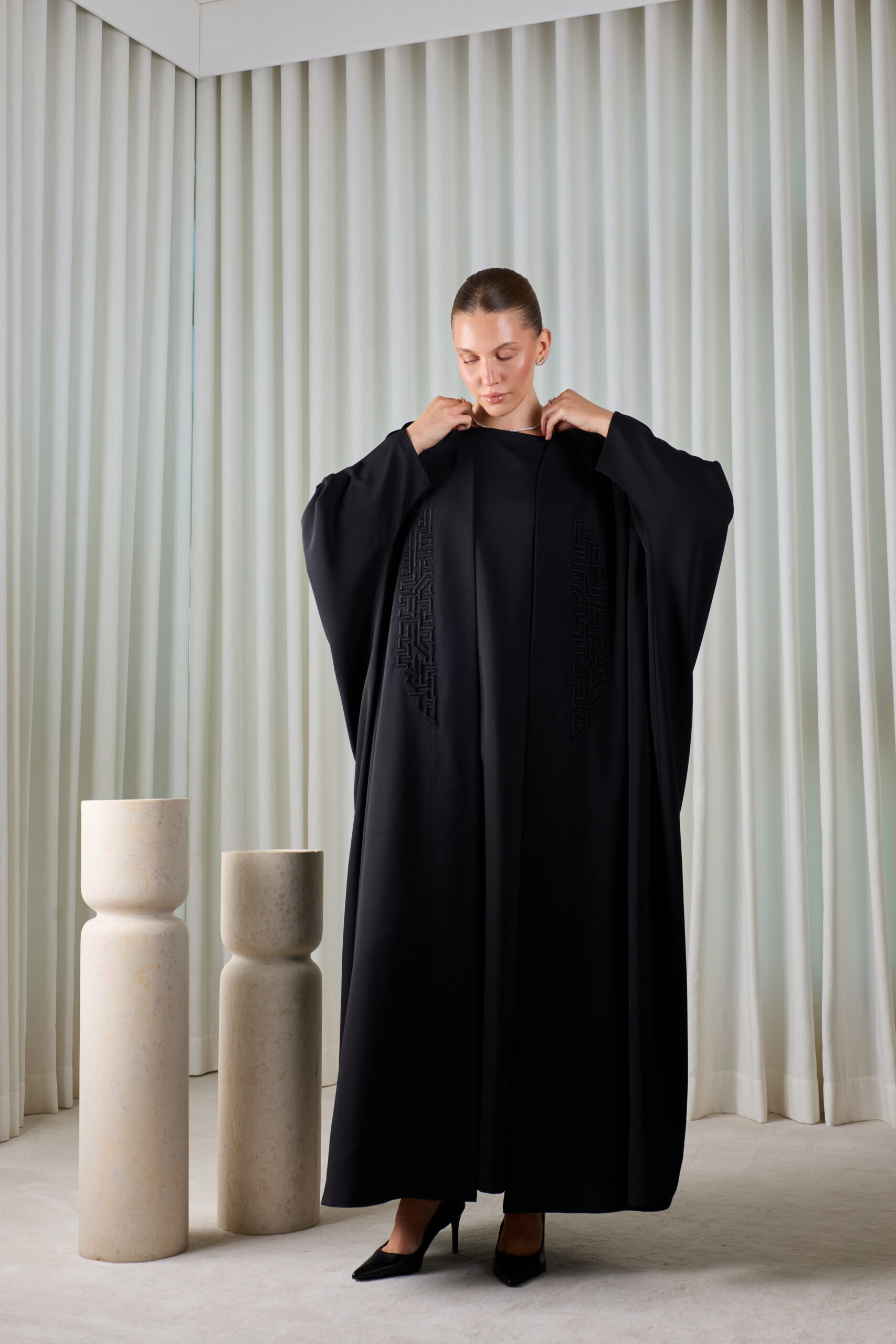 Noir Geometric Abaya Sets - Image 3