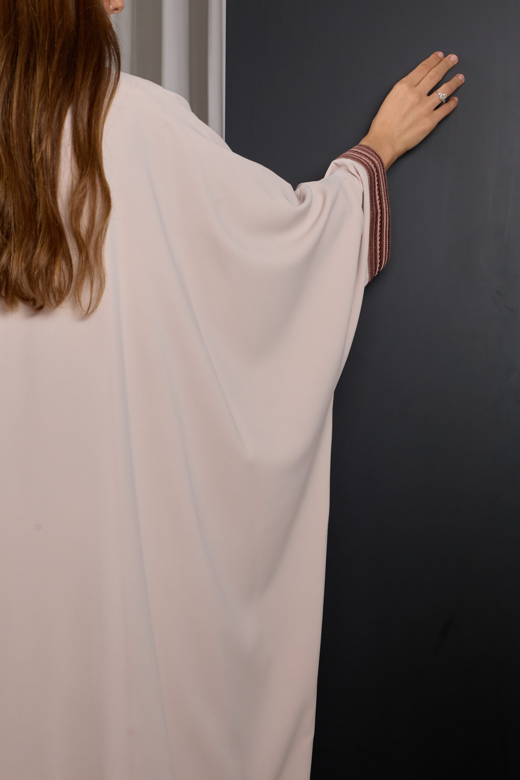 Light Blush With Muted Dusted Purple Zary Cuffs Abaya - Image 4