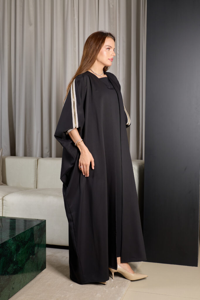 Black Abaya With Zeej