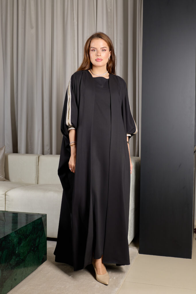 Black Abaya With Zeej