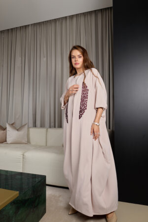 Light Blush With Maroon Embroidery Abaya Set - Image 6